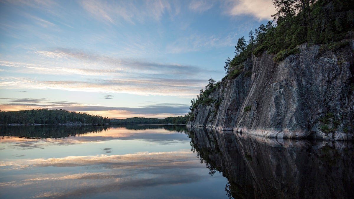 GRASSY BAY CLIFFS, VOYAGEURS NATIONAL PARK, Minnesota