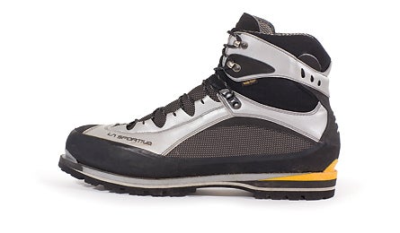 BP0308 LaSportivaTrango Bjk Byjuliav.jpg 10345 Backpacker_Magazine_La Sportiva Trango_Extreme_EVO_Light_GTX_Duratherm