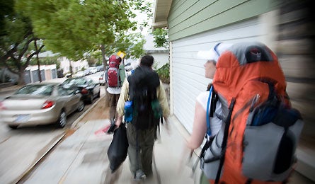 1-Bus.jpg 11312 Bus_to_the_trail_1