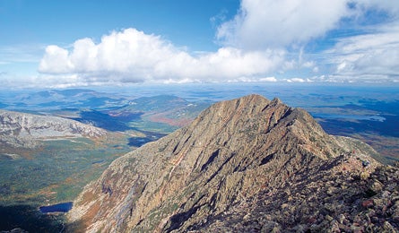 May 09 The Peak Knife Edge 445x260 17336 may 09 the peak knife edge 445x260