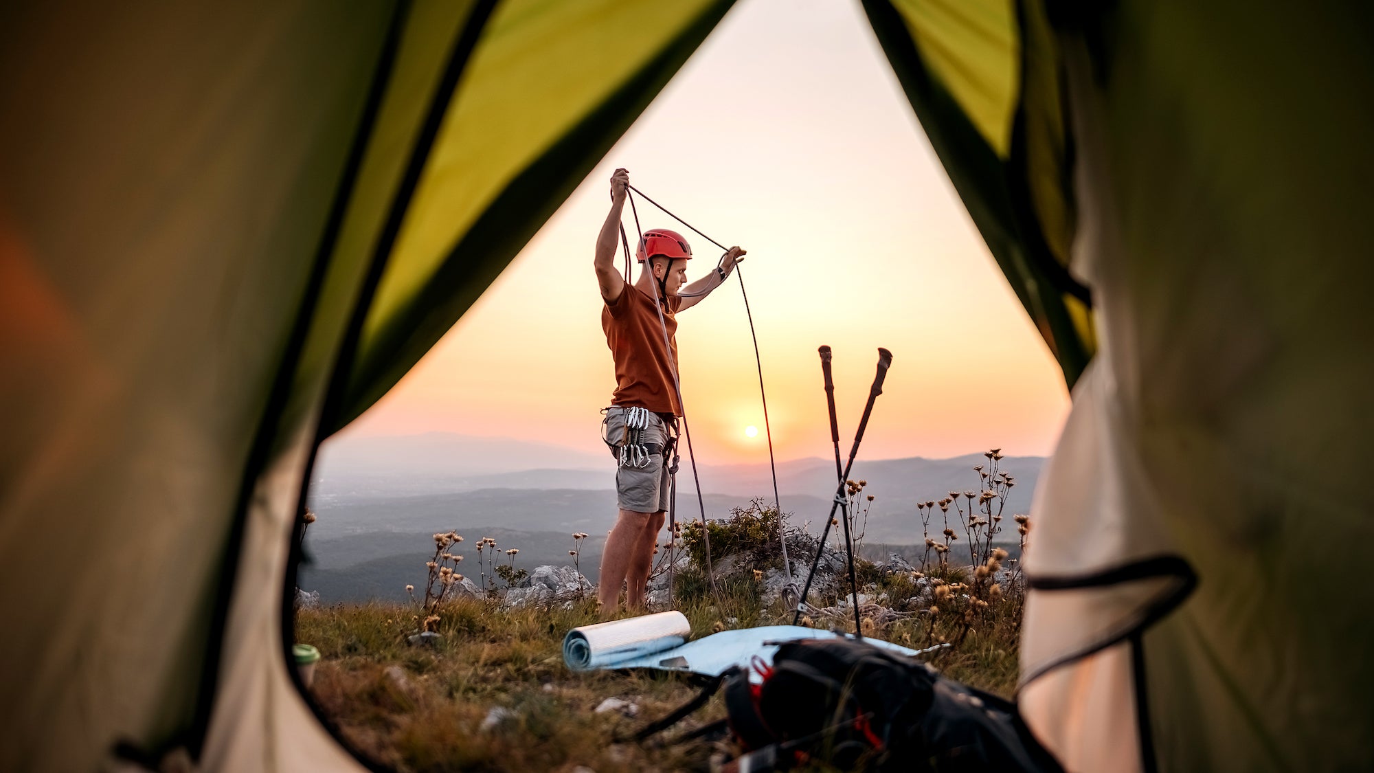 How To Tie A Loop Knot For Everything In Your Campsite Backpacker