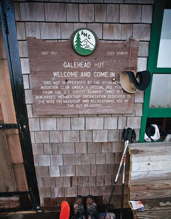 12AMCHuts Skidmore.jpg 24867 white mountains hut keepers