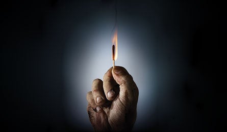 "survival light a fire"