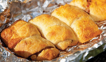 "Jan 2011 Recipes Apple Crescents 445x260"