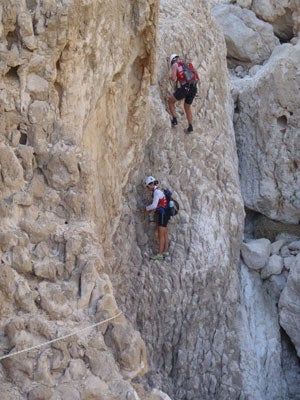 17-day2-ST-&-BM-on-cliff.jpg 27594 abu dhabi adventure race