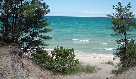 "BP0511 LocalHikes Midwest Picrocks 445x260"