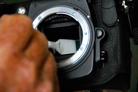 CLEANING-CAMERA-INTERIORS-10 30267 CLEANING-CAMERA-INTERIORS-10