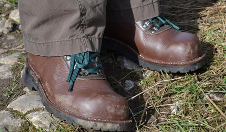 Esatto Custom Boots 3 445x260 32591 esatto custom boots 3 445x260