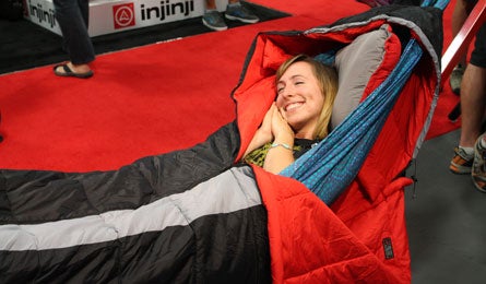 Grand-Trunk-Hammock--Compatible-Sleeping-bag 445x260 38168 Erica snuggles into Grand Trunk's Hammock-Compatible sleeping bag