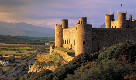 BP0113WALES Crown Castle Bjk 445x260 76790 BP0113WALES_Crown_Castle_bjk_445x260