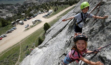 "lanza kids rock climbing 445x260"