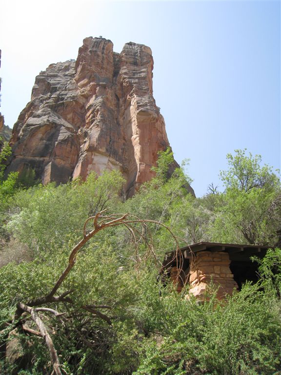 1.5 Mile Resthouse View None
