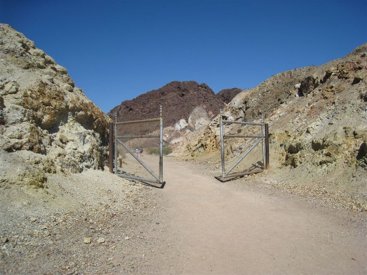 Access Gate None