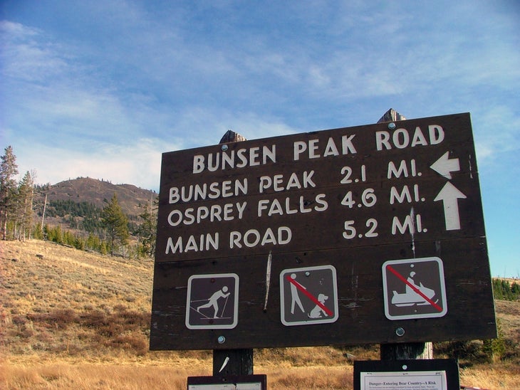 Bunsen Peak Trailhead None