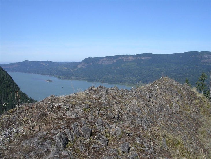 Devil's Backbone Outcrop Vantage Point None