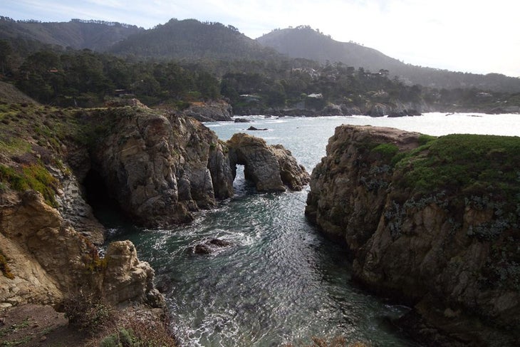 Rocky Arch None
