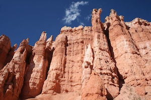 Navajo/Queens Garden Trails, UT (3 miles; moderate) Check out the bucket list-worthy hoodoos of Bryce Canyon on this easy, 3-mile trek below sedimentary columns (often compared to church steeples and…