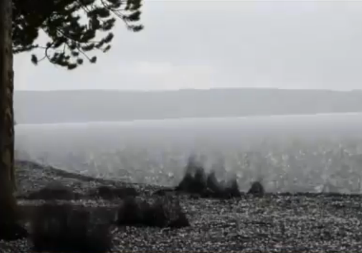 "image: Yellowstone National Park"