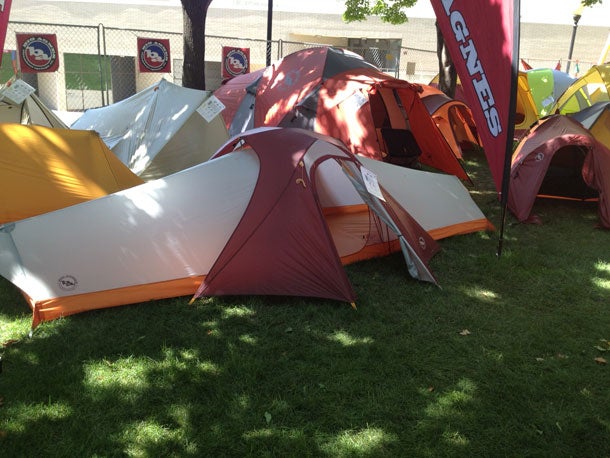 Big Agnes Three Island UL 4 (4P) This hammerhead-looking Three Island UL4 by Big Agnes is one of the more disruptive designs we’ve seen so far. It’s a four person tent arranged like…