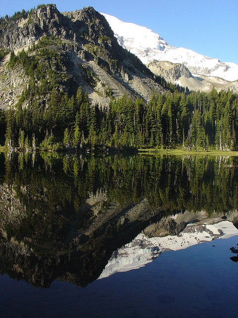 "Wonderland Trail (photo/Flickr)"