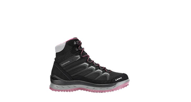 bp1116sgear_footwear_lowa_750x400 lowa