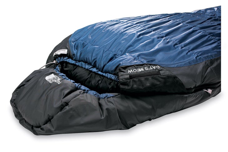 2006_BP0406GEAR6 editors choice 2006 the north face sleeping bag