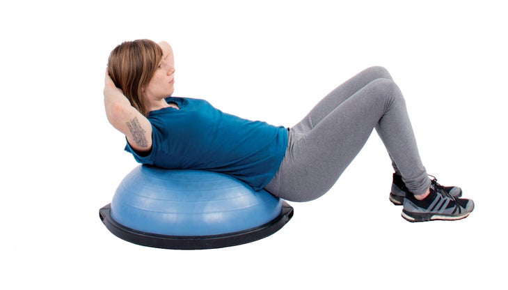 DSC_0165_gn core exercises bosu bicycle crunch
