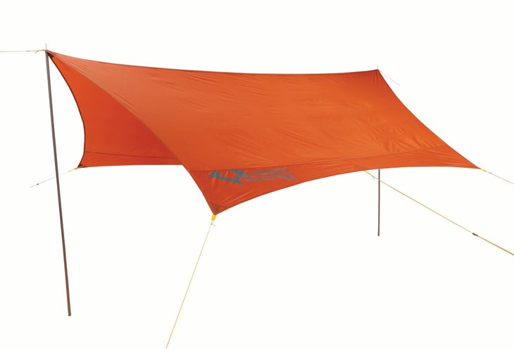 BP0818GEAR_ROUNDUP_MNTSMITH_gn best tarps