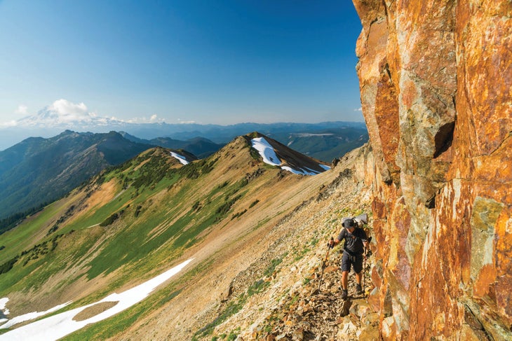 1018FEAT_WalkTheLine_GoatRocks22786425_gn High ledges Knife Edge Washington