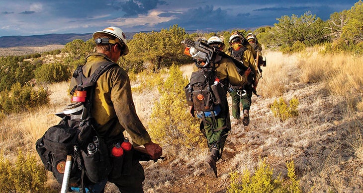 BP0316JOBS_Firefighter_ThomasHaney14_750x400 wildland firefighter