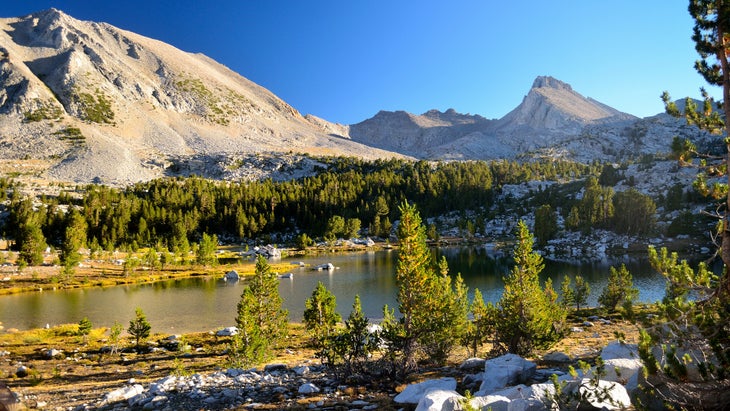 14821812267_a5830ebe82_k Lake Basin