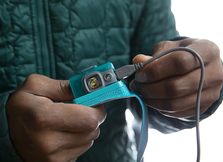 BioLite - HeadLamp200 - Charging None