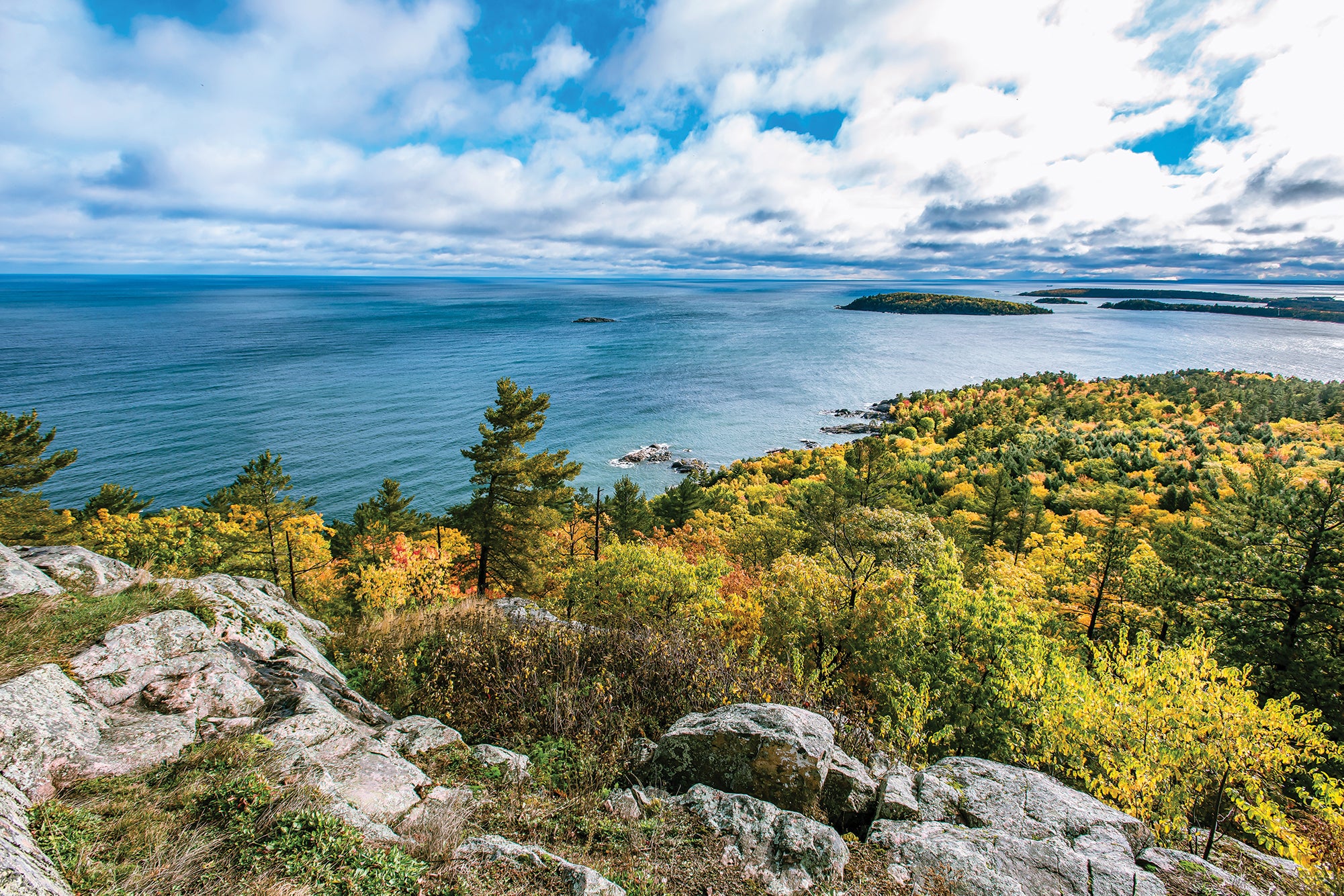 "Lakeside hiking trail"