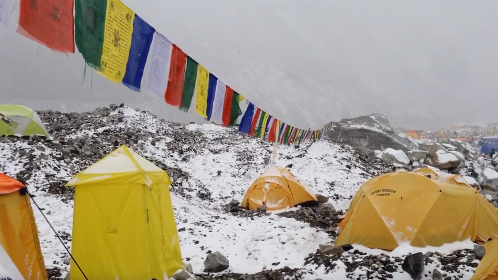 everest base camp before the avalanche