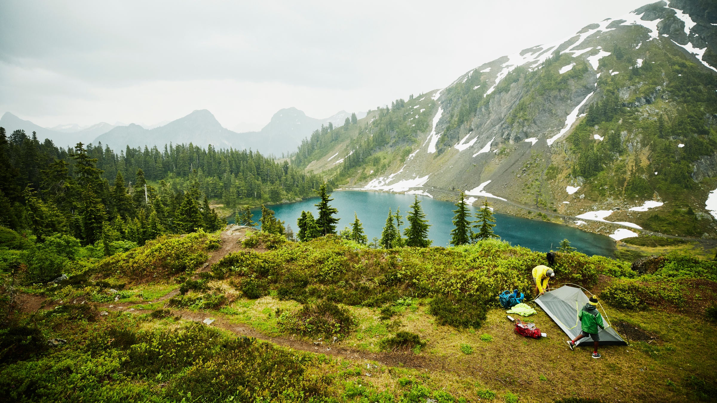 This Lightning-Fast Morning Routine Helps You Hike More Miles
