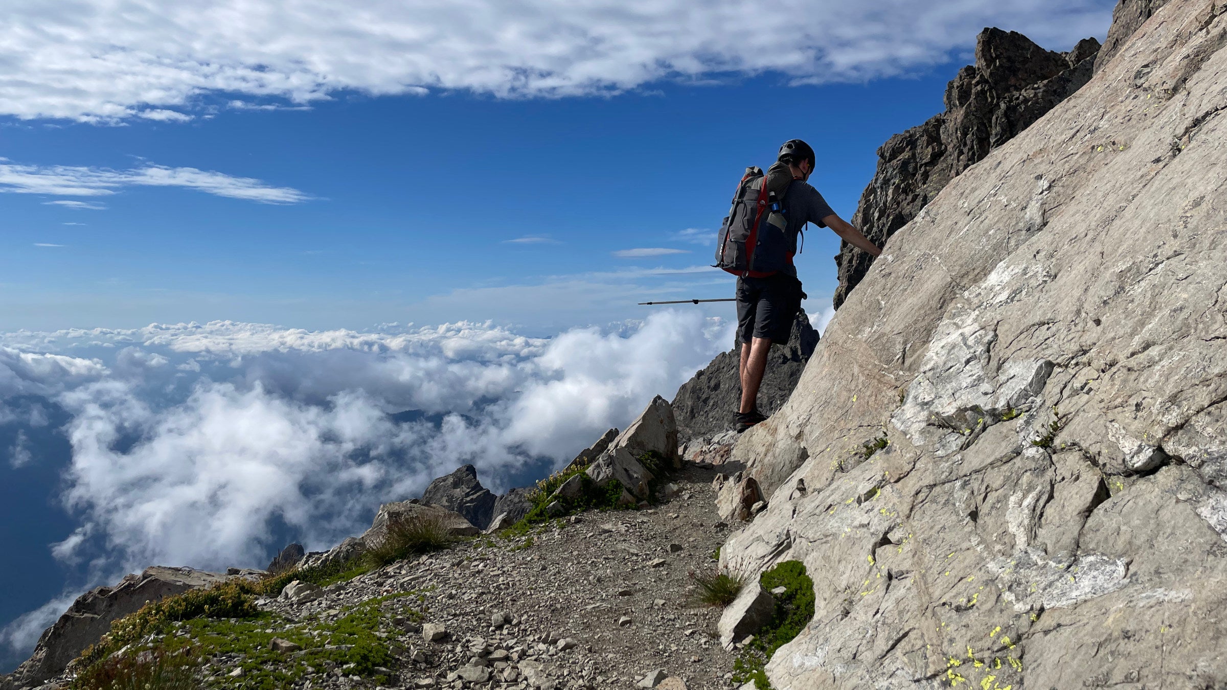 Want to Crush Steep Hikes? This 6-Move Squat Workout Is Your Secret Weapon.