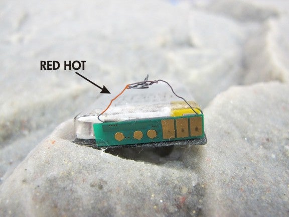Start a Fire with the Battery Step 1 Short circuit the battery and create a red hot wire that will ignite good, dry tinder.