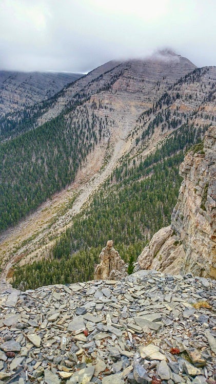 Huge Avalanche Chute Huge Avalanche Chute
