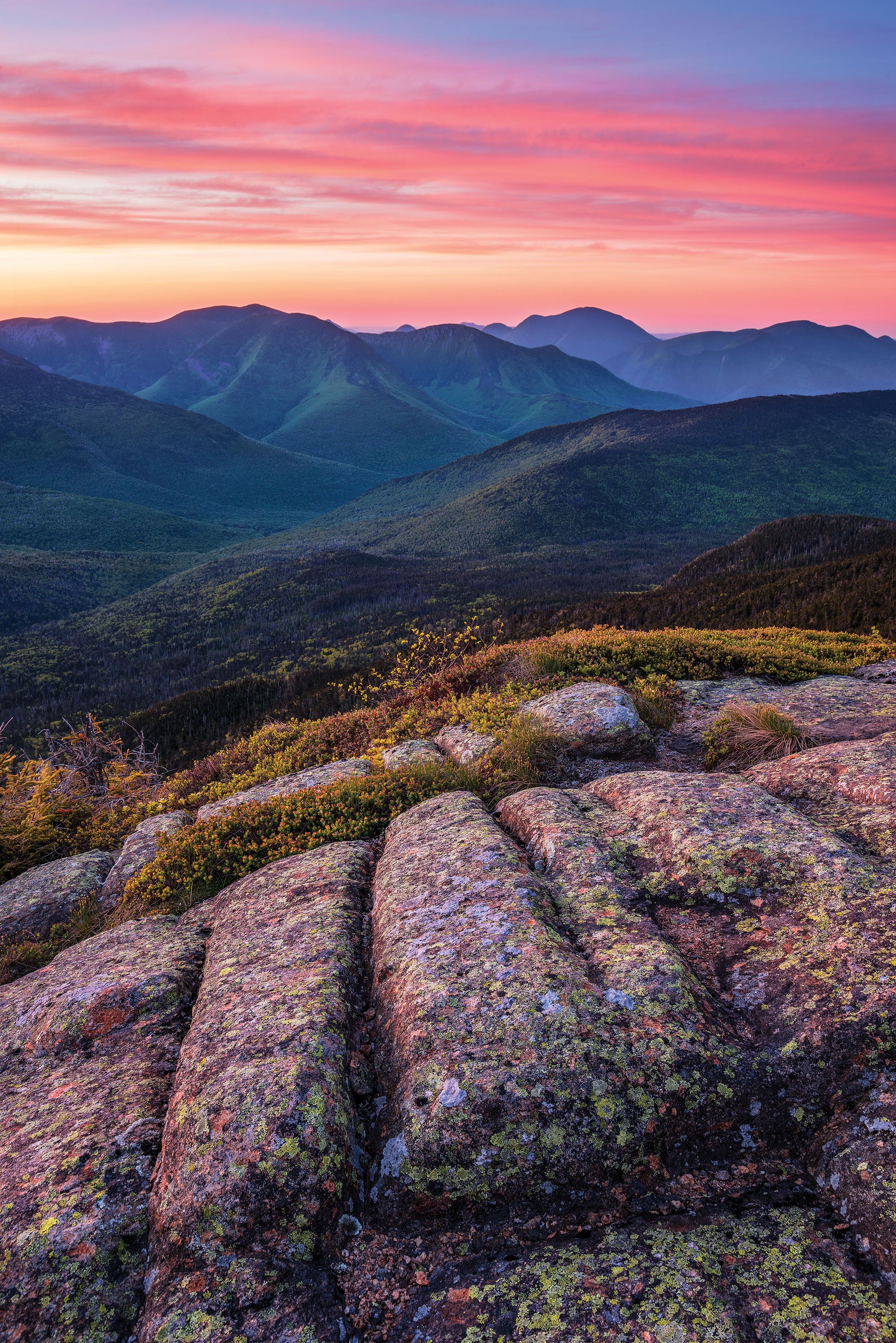 BP0918FEAT_ROUNDMNT_HarryLichtman_PemiLoopGarfield_Sunrise9355 Hike the Pemigewasset Wilderness, New Hampshire