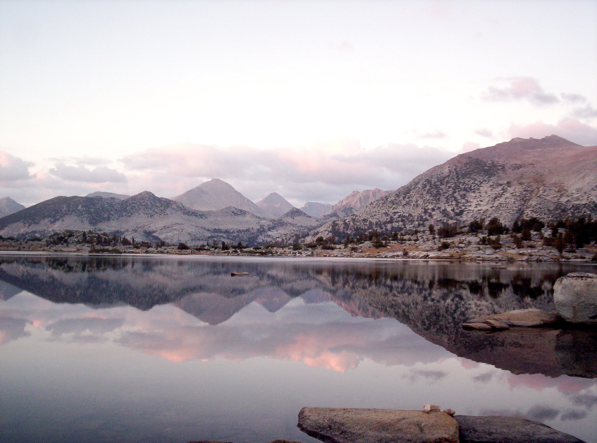 John Muir Trail, Pacific Crest National Scenic Trail, California Said to be the finest mountain scenery in the US, this 211-mile trail should definitely be on your bucket list. It runs mostly in conjunction with…